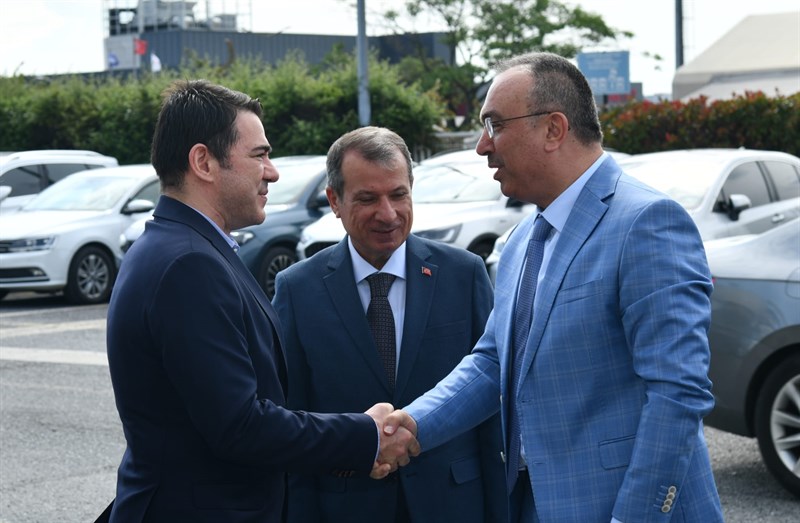 Vali Soytürk WAT Motor Firması’nı Ziyaret Etti