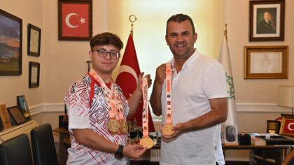 Başarılı Özel Sporcumuzu Belediyemizde Ağırladık