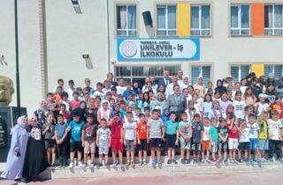 İl Millî Eğitim Müdürü Dr. Aziz Yeniyol, Çorlu Unilever-İş İlkokulunda Düzenlenen Yaz Okulunu Ziyaret Etti
