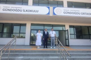İlçe Milli Eğitim Müdürü Fahri Kırmızı Gündoğdu İlkokulu / Ortaokulunu Ziyaret Etti