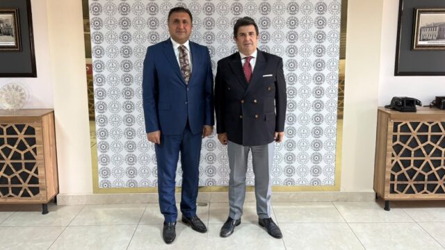 İstanbul İl Millî Eğitim Müdürü Doç. Dr. Murat Mücahit Yentür’den İl Millî Eğitim müdürü Dr. Aziz Yeniyol’a Ziyaret
