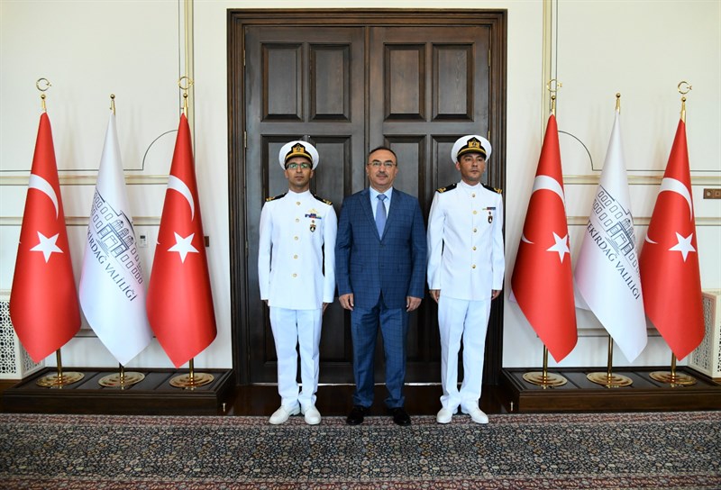TCG Edincik Mayın Avlama Gemisi Komutanı Vali Soytürk’ü Ziyaret Etti
