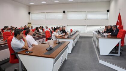 TEKİRDAĞ NKÜ İLAHİYAT FAKÜLTESİ TARAFINDAN ‘15 TEMMUZ: MİLLETİN ZAFERİ, ANLAM VE MHİYETİ’ PANELİ DÜZENLENDİ