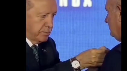 Ankara’da düzenlenen programda AK Parti’ye katıldı.