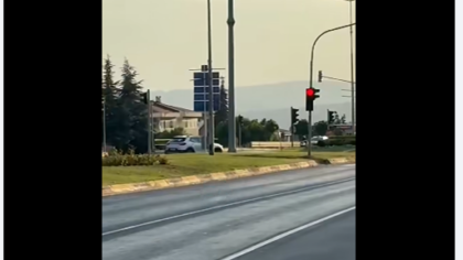 Baykallar’da Ters Yöne Giren Araç Tehlike Saçtı