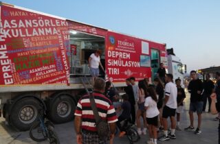 BÜYÜKŞEHİR'DEN MÜREFTE DEPREMİ'NİN YILDÖNÜMÜNDE DEPREM EĞİTİMİ