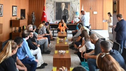 CANDAN BAŞKAN’DAN HALK GÜNÜ’NDE YÜZ YÜZE ÇÖZÜM MESAİSİ
