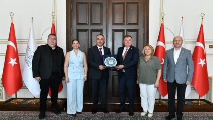 Çorlu Bulgaristan Türkleri Kültür ve Yardımlaşa Derneği Başkan ve Üyeleri Vali Soytürk’ü Ziyaret Etti