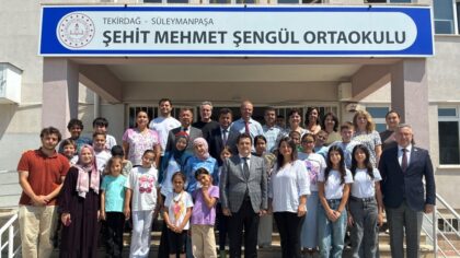 İl Millî Eğitim Müdürü Dr. Aziz Yeniyol, Şehit Mehmet Şengül Ortaokulunda Yaz Okulu ve DYK Kurslarını Ziyaret Etti