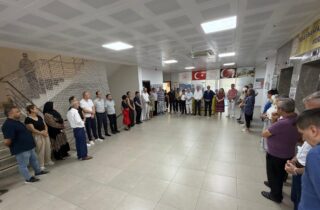 İlçe Milli Eğitim müdürü Fahri KIRMIZI,Okul Müdürlerinin ve müdürlüğü Personelinin Mevlid Kandili'ni Tebrik Etti