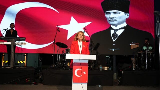 MÜGE BAŞKAN’NIMIZIN 30 AĞUSTOS KONUŞMASI ERGENE’DE GECEYE DAMGA VURDU!