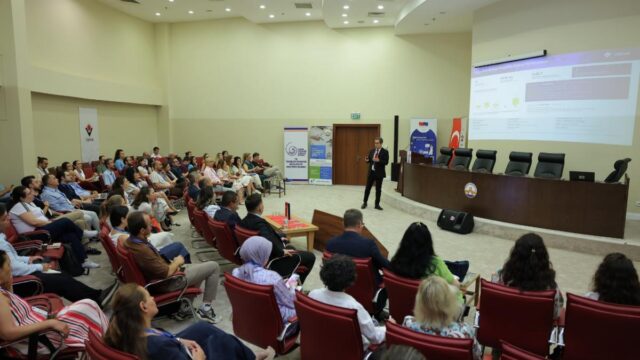 TEKİRDAĞ NAMIK KEMAL ÜNİVERSİTESİ “EDİRNE UFUK AVRUPA ULUSAL BİLGİ GÜNÜ” ETKİNLİĞİNDE TEMSİL EDİLDİ