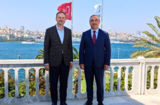 Vali Soytürk Yeşilay Genel Başkanı Dinç’i Ziyaret Etti