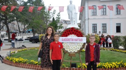 İlköğretim Haftası Törenine Süleymanpaşa İlkokulu Öğrencileri Damga Vurdu