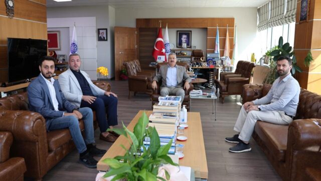 AK PARTİ ŞARKÖY İLÇE BAŞKANI’NDAN REKTÖRE NEZAKET ZİYARETİ