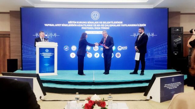 MEB ve Tekirdağ NKÜ den Dirençli Okullar Protokolü Ulusal Basında da Geniş Yankı Uyandırdı