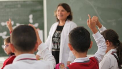 Öğretmenlerin Mazerete Bağlı Yer Değişikliği Talepleriyle İlgili Yeni Duyuru Yayımlandı