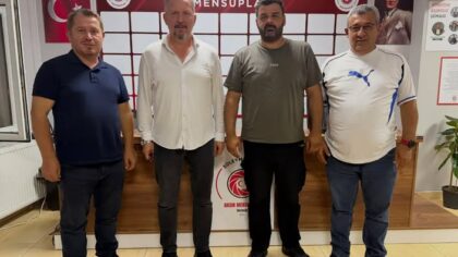 Milletvekili Mestan Özcan’dan Süleymanpaşa Basın Mensupları Derneği’ne Ziyaret