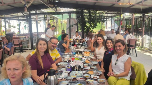 Tekirdağ Tabip Odası Üyeleri Kahvaltıda Buluştu