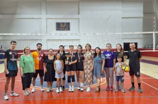 Tekirdağ Şehir Hastanemizde Sporun ve Takım Ruhunun Buluştuğu Voleybol Topluluğu Turnuvası Düzenlendi.