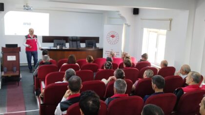AFET FARKINDALIK EĞİTİMİ VE DEPREM TAHLİYE TATBİKATI GERÇEKLEŞTİRİLDİ
