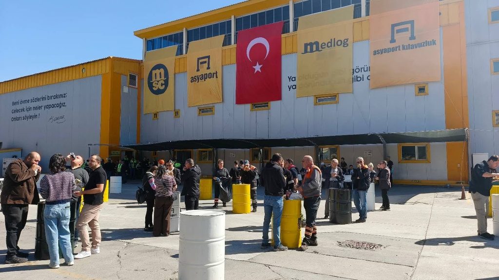 Asyaport’ta 9. Geleneksel Balık Ekmek Ziyafeti Düzenlendi
