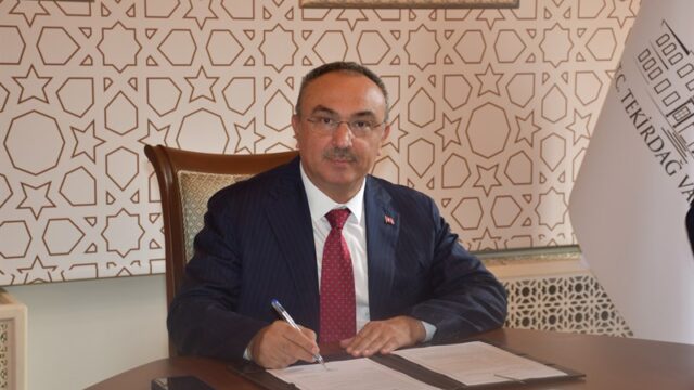 Hayırsever Sungur Tarafından 2 Adet Ambulans ve 1 Adet Aşı Nakil Aracı İl Sağlık Müdürlüğüne Bağışlandı