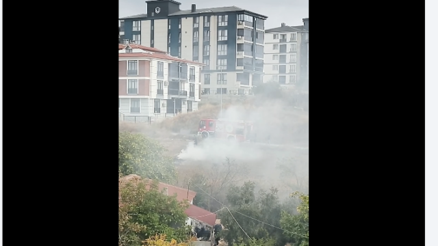 Soğancılar Caddesi’nde Binalar Arasındaki Alanda Yangın