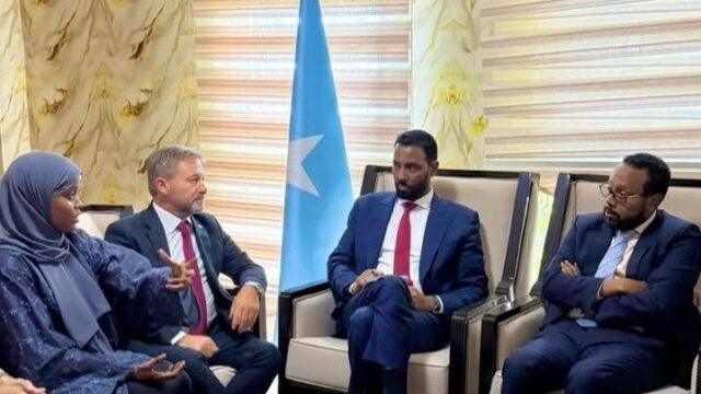 İş İnsanı Süleyman Kozuva’dan Somali’de Üst Düzey Görüşme