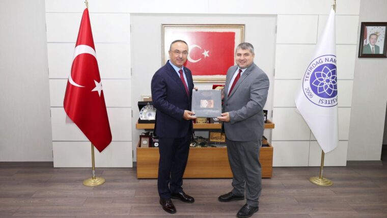 REKTÖR ŞAHİN, BALKAN SEMPOZYUMUNUN KONUKLARINI MAKAMINDA AĞIRLADI