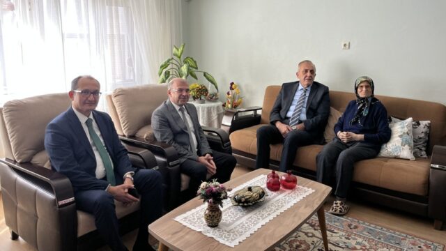 Süleymanpaşa kaymakamı Mahmut Nedim TUNÇER’den Şehit Annesi Zahide KARTAL’a Ziyaret