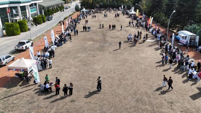 TEKİRDAĞ NKÜ’DE ÖĞRENCİ TOPLULUKLARI TANITIM GÜNLERİ DÜZENLENDİ